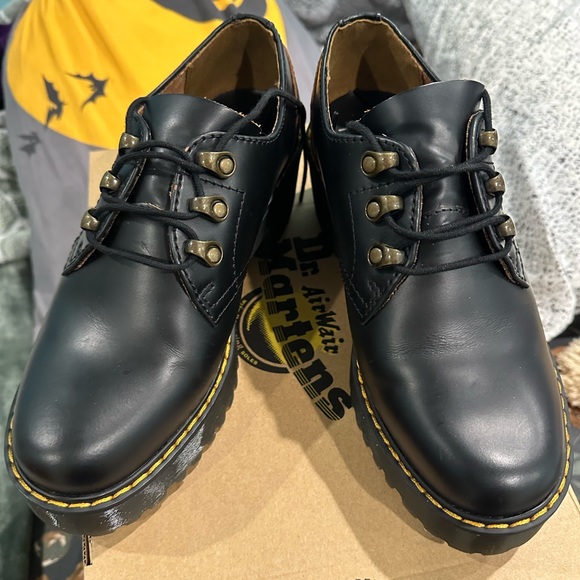 Dr. Martens Shoes - Dr. Martens LEONA LO VINTAGE SMOOTH LEATHER HEELED SHOES